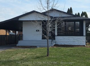 15 Colonial Ct, Hamilton, ON L8K4H2