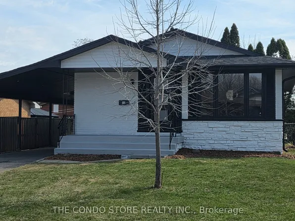 15 Colonial Ct, Hamilton, ON L8K 4H2