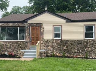 4413 Ashby Rd, Saint Ann, MO 63074