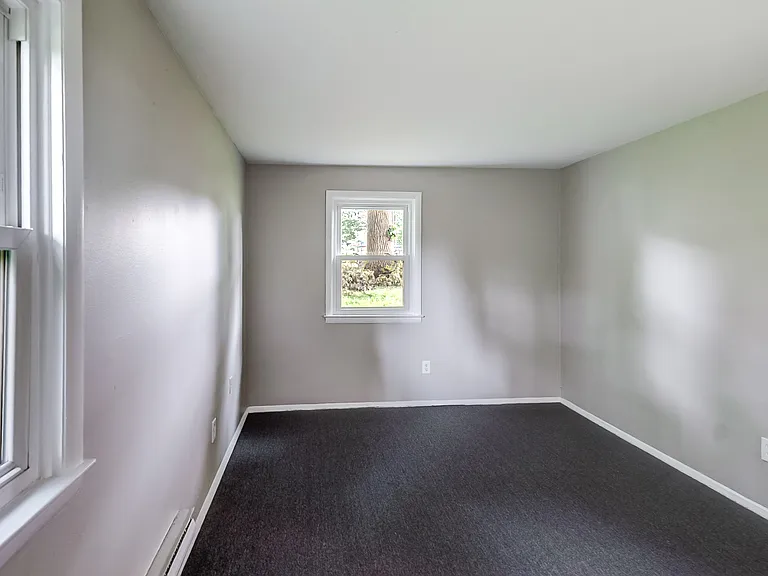 818 Riverside Dr #B — Photo 11
