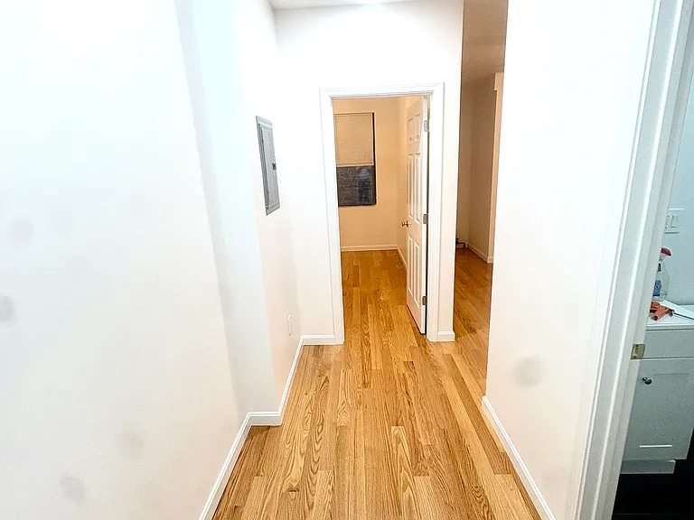 58 Westland Ave #12 — Photo 2