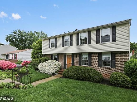 Beautiful and welcoming landscaping