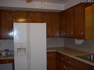 3rd image of 2829 Denver Dr