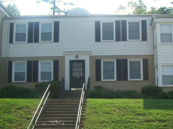565 Wakefield Dr APT B, Charlotte, NC 28209