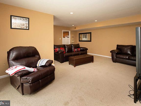 5th image of 4578 Conwell Dr #167