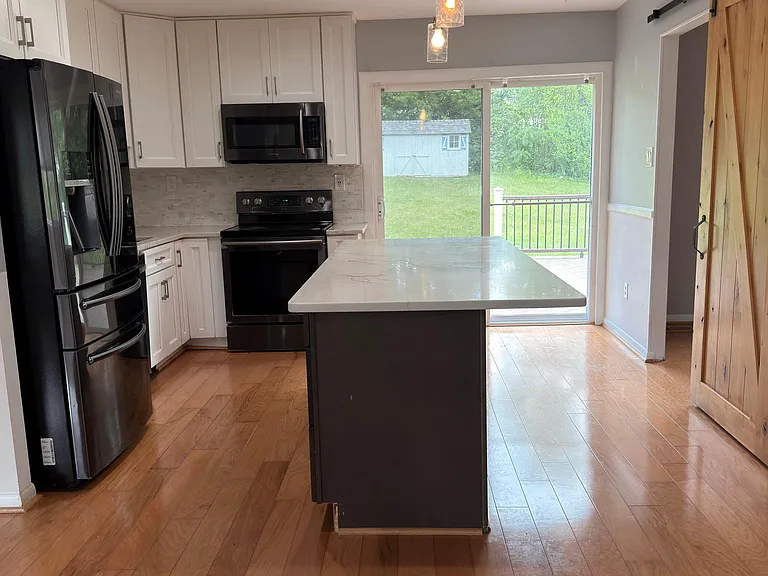 4217 Kincaid Ct — Photo 8