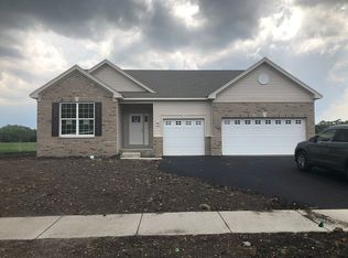 7021 Liam Ln, McHenry, IL 60050