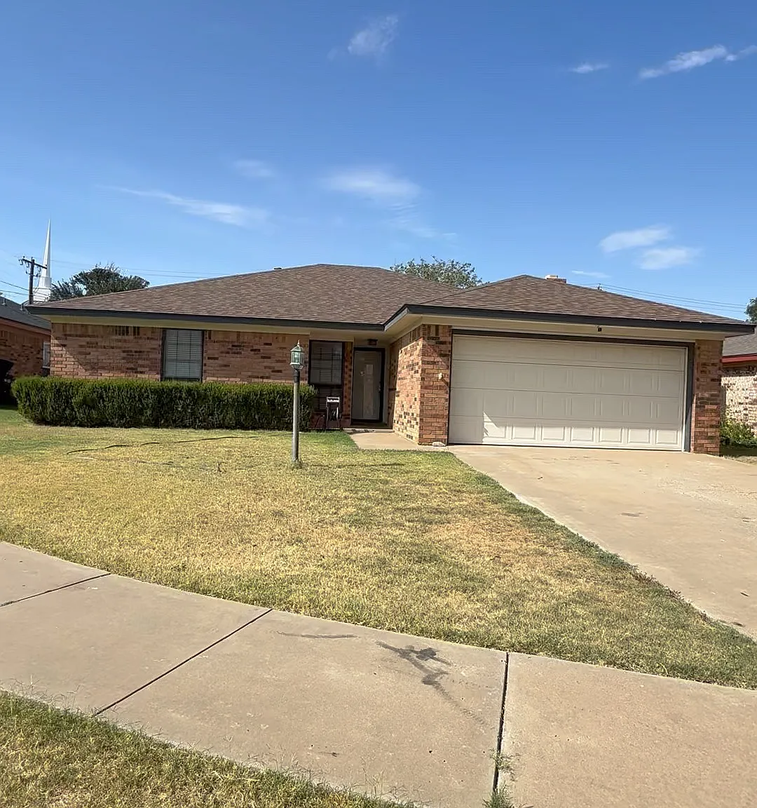 3 bed, 1418 sqft, $1,700 — Photo 1