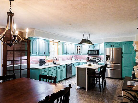 2nd image of 38 Moon Cir