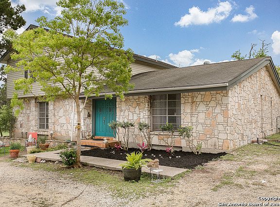 2nd image of 28193 Waterview Dr