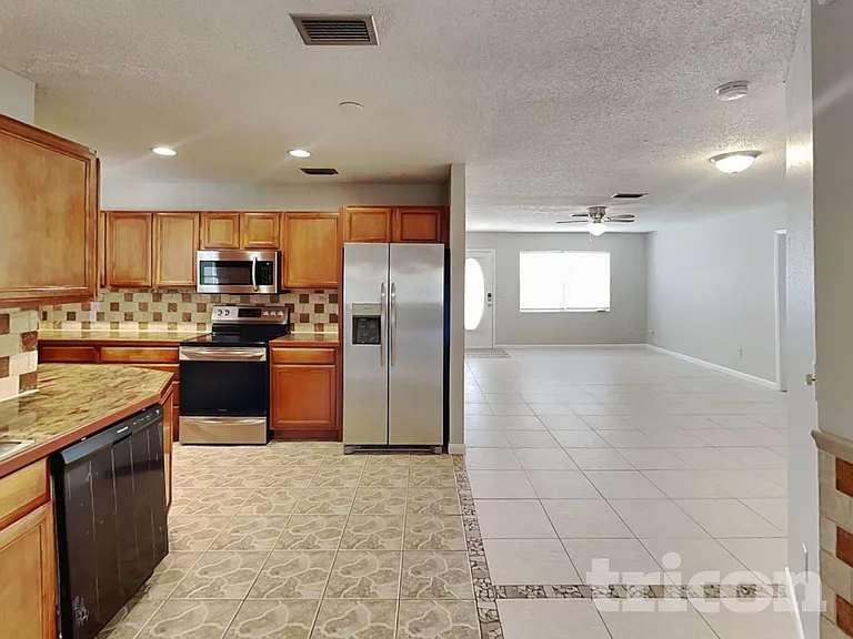 508 Cedar Grove Dr — Photo 6