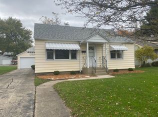 1017 Wild St, Sycamore, IL 60178