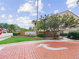 La Hacienda Country Club Of Miami Condominiums - Hialeah, FL | Zillow