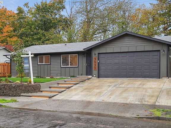 5th image of 3033 SE Condor Ave