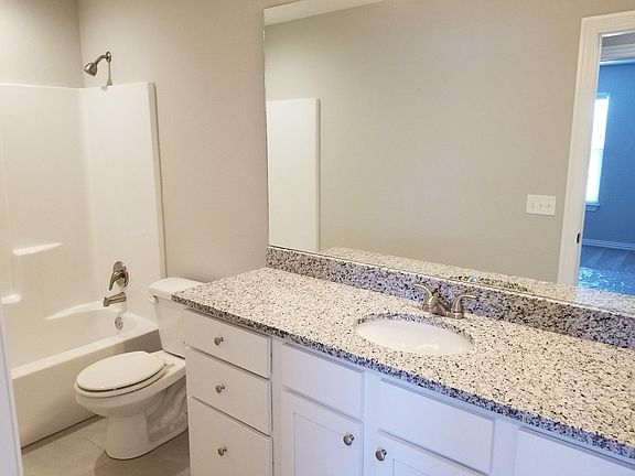 4th image of 6036 W Quinn St
