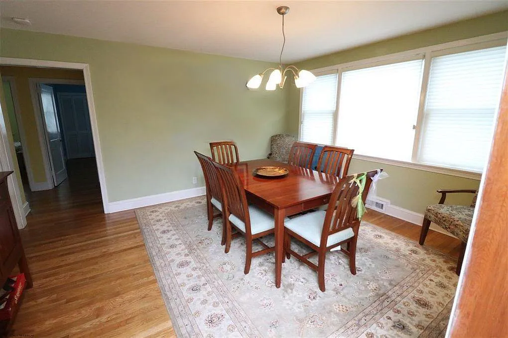 11 N Lancaster Ave — Photo 4