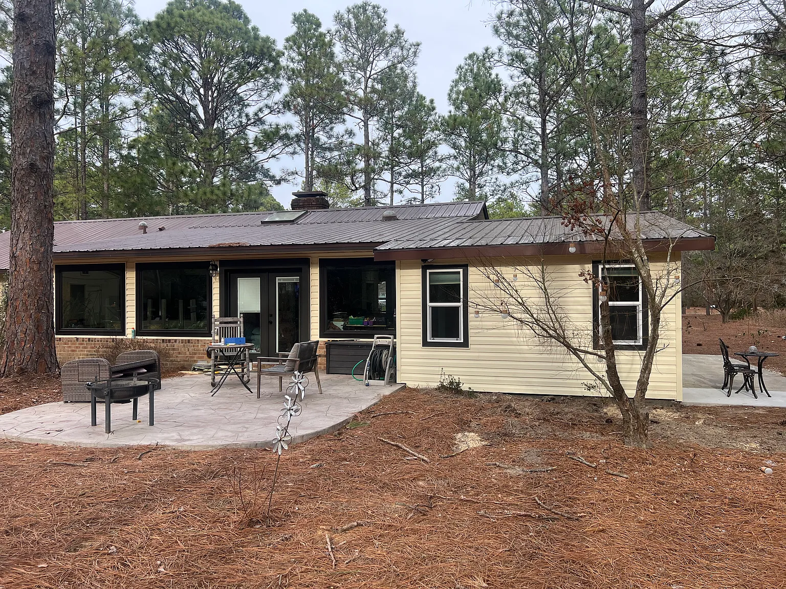 4 bed, 2466 sqft, $2,600 — Photo 4