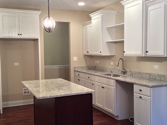 2nd image of 20921 S Lakewoods Ln