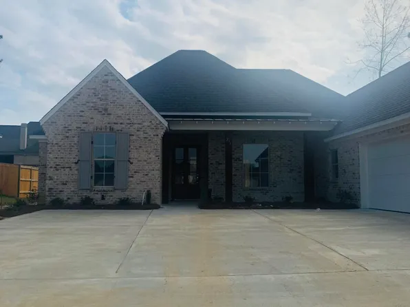 231 Kingswood Pl, Madison, MS 39110