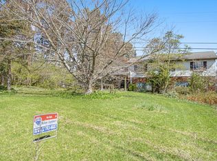 1870 Park Dr, Jackson, MI 49203