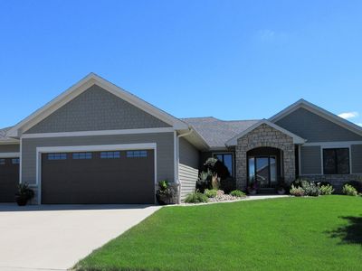 2806 Arlington Ave, Yankton, SD, 57078