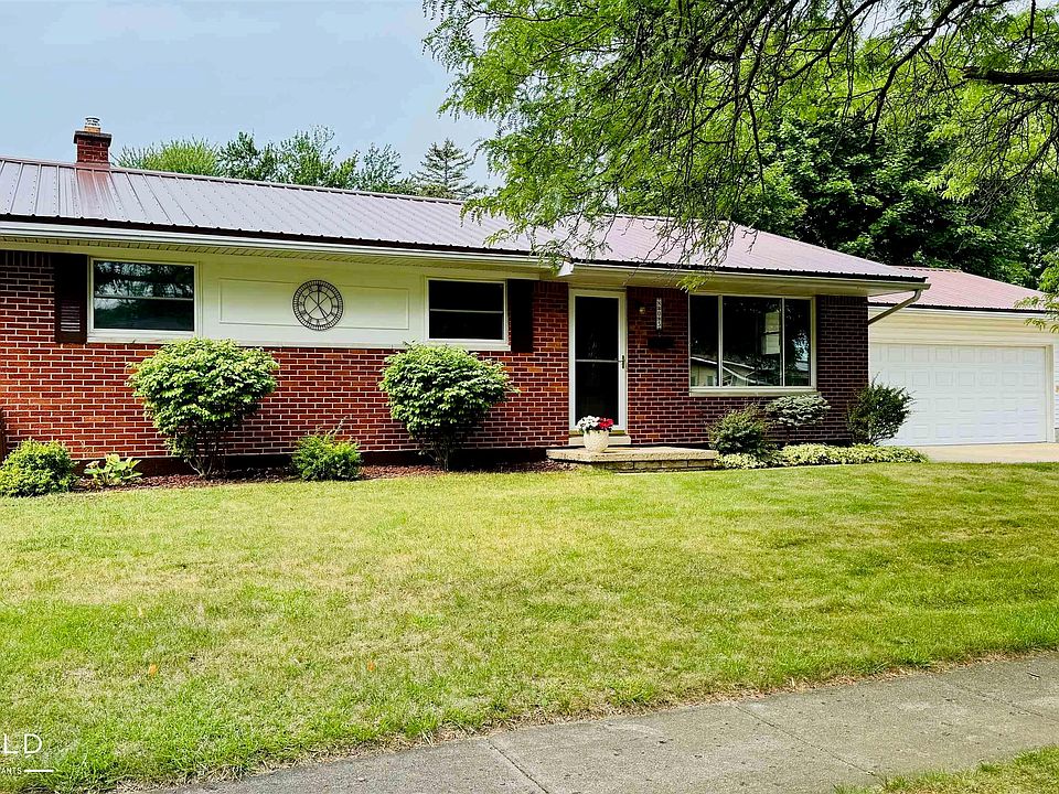 1st image of 805 Huntington Dr
