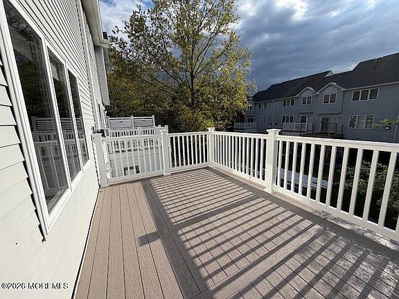 4th image of 204 Muskflower Court