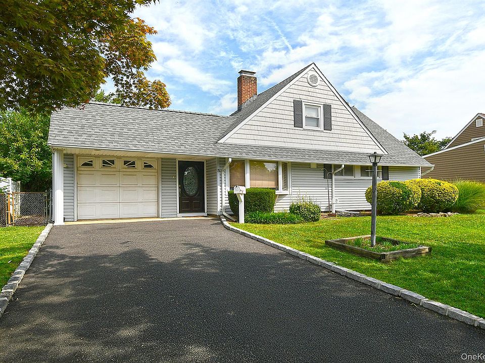 1st image of 5 Woodcock Lane