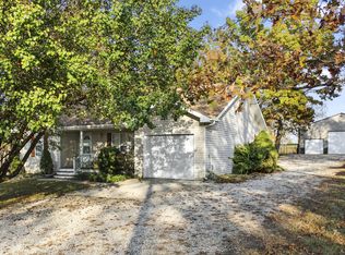 84 Oak Crest Dr, Marshfield, MO 65706