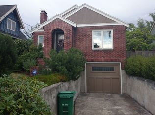 3274 41st Ave SW, Seattle, WA 98116