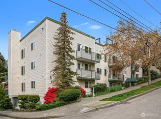 1110 W Howe St APT 202, Seattle, WA 98119