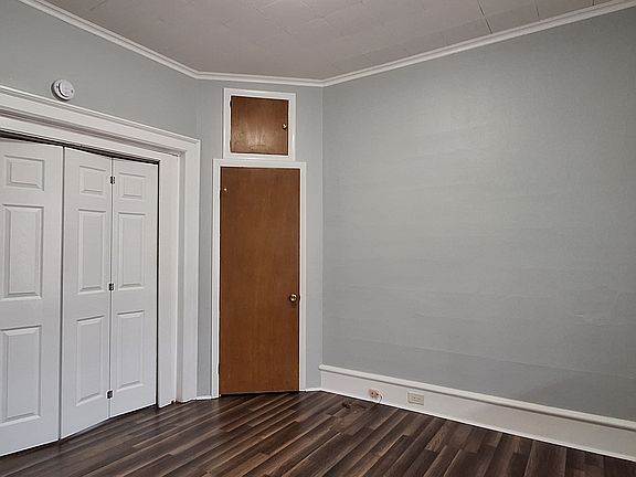 5th image of 836 N Main Ave #1