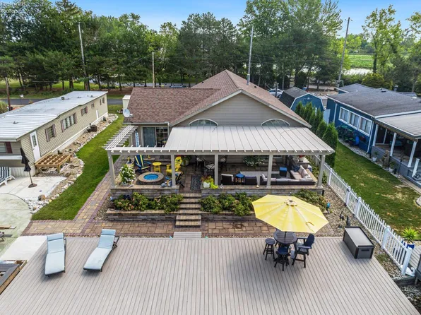 1358 N Little Ave, Pt Clinton, OH 43452