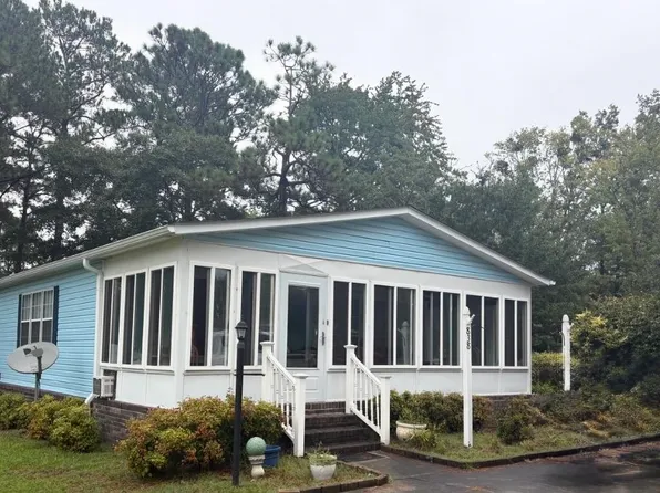 838 Jensen Dr. N, Murrells Inlet, SC 29576