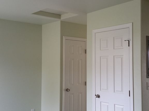 5th image of 1915 Hoxie Ave APT D