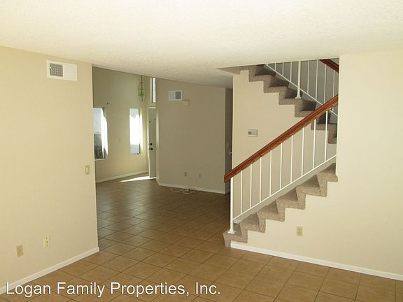 2nd image of 6913 Schilling Ave