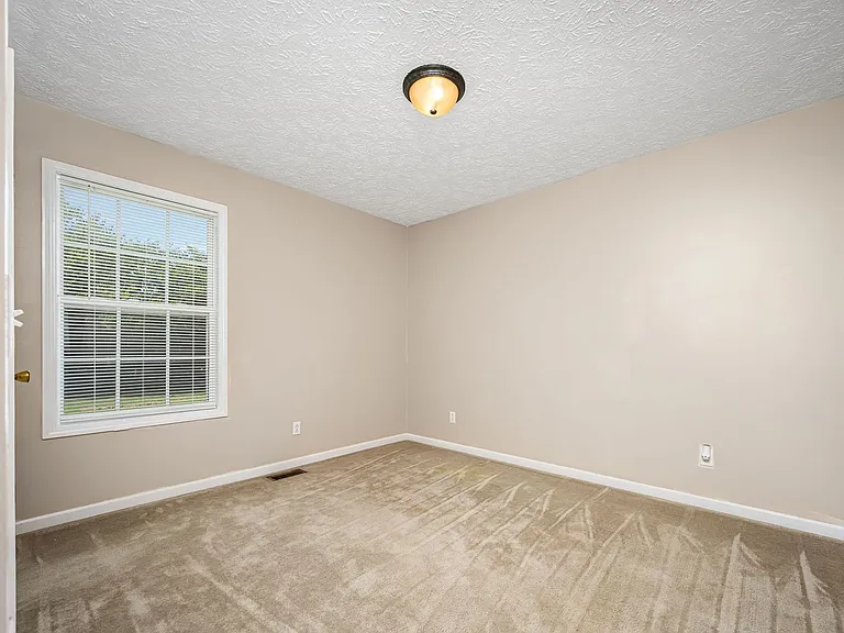 681 Elbethel Rd — Photo 26