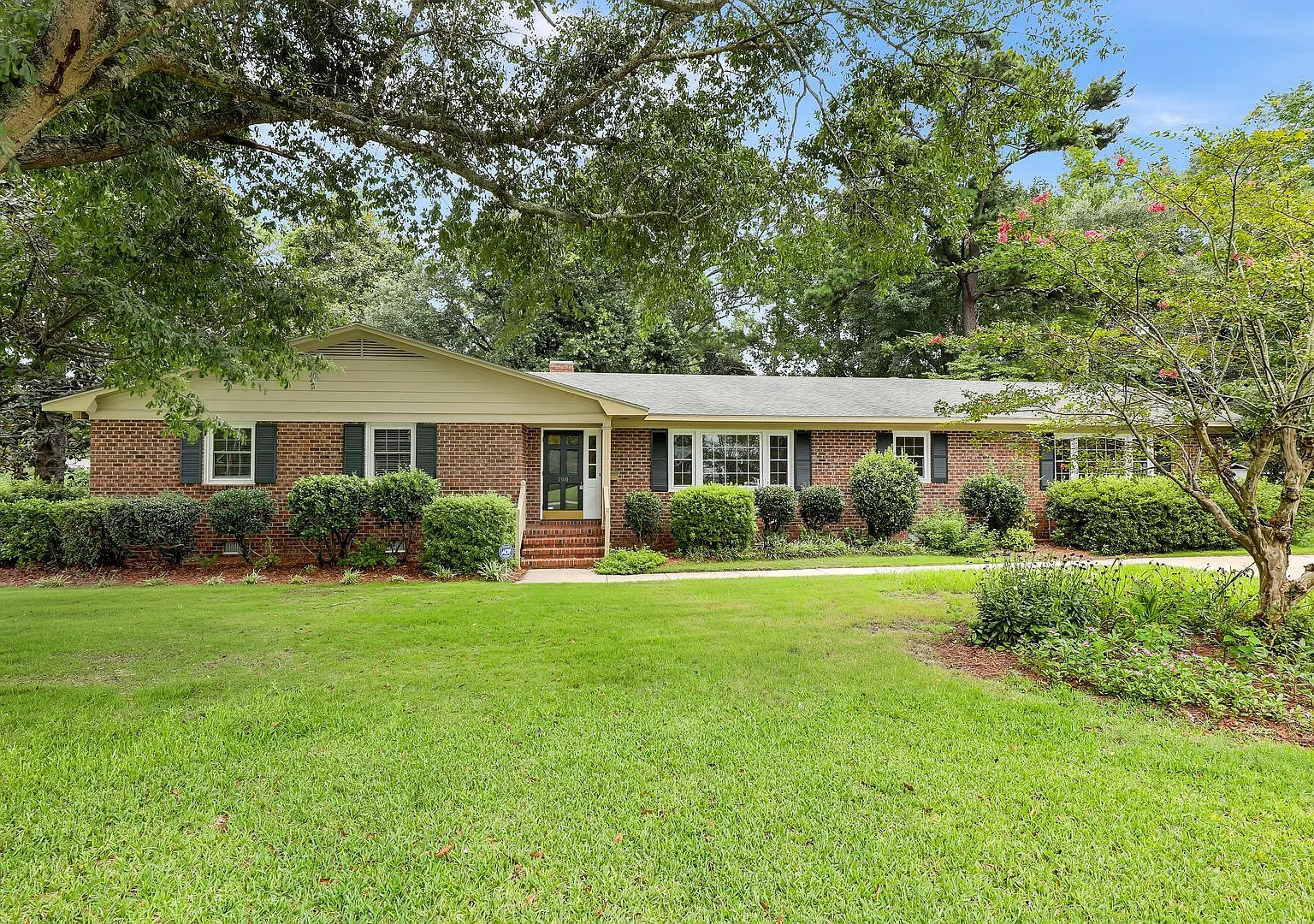 700 Clyde Drive, Jacksonville, NC — Photo 1
