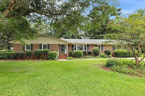 700 Clyde Dr Photo 1