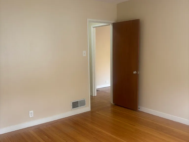 67 Meernaa Ave — Photo 11