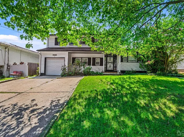 966 Florida Grove Rd, Perth Amboy, NJ 08861