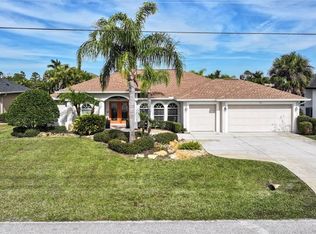 25 White Marsh Ln, Rotonda West, FL 33947