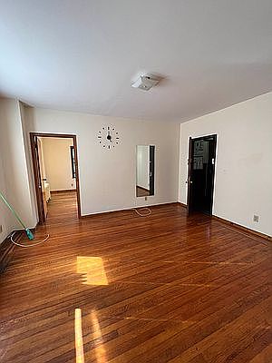 4th image of 143-04 Cherry Ave #1D