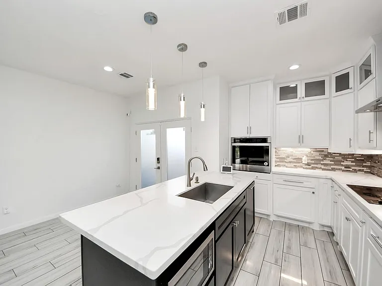 3600 Jeanetta St #2002 — Photo 7