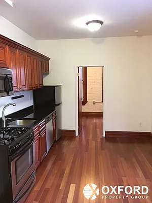 Rented by Oxford Property Group | media 17