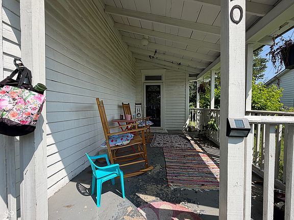 3rd image of 420 N St