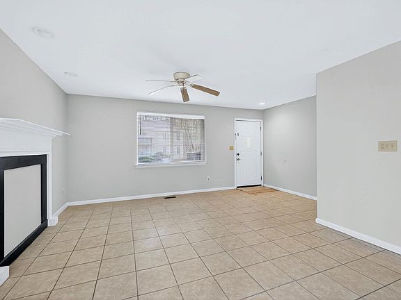 3rd image of 5367 Wayne St APT B