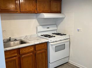 2346 W Taylor St, Chicago, IL 60612