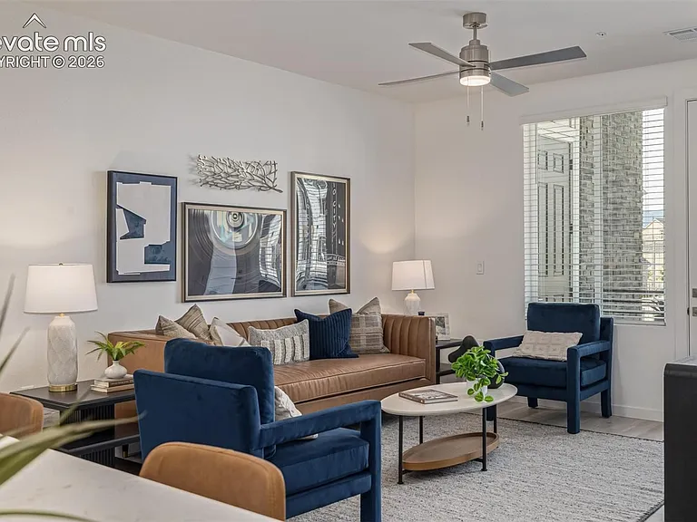 2232 Arikaree Hts #305 — Photo 7