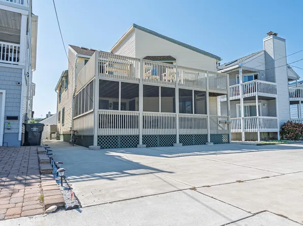 208 14th St N #A, Brigantine, NJ 08203
